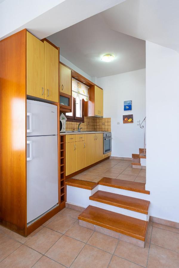 Maisonette In Roussa Ekklisia Sitia  Buitenkant foto