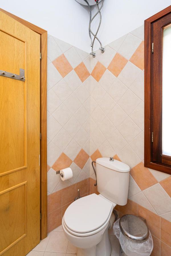 Maisonette In Roussa Ekklisia Sitia  Buitenkant foto